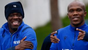 Son dakika... Ekuban ve Nwakaeme için transfer kararı!