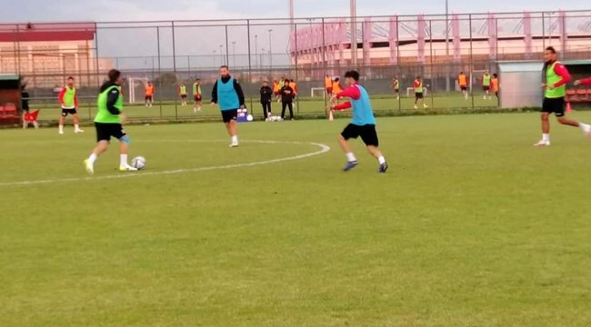 Ergene Velimeşespor'un Afyon kampı sürüyor