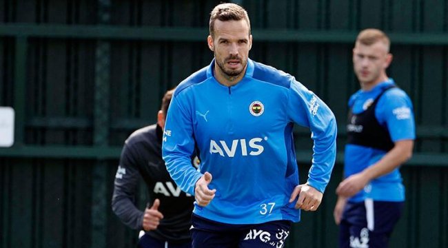 Son Dakika: Fenerbahçe'ye Filip Novak müjdesi!