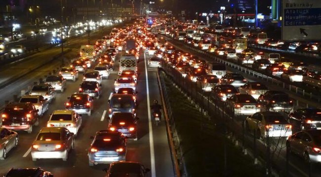 Araç sahipleri dikkat! 1 Aralık'ta başlayacak... Kurala uymayana 846 TL ceza