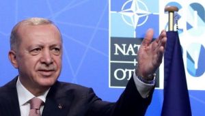 ‘‘Rusya ve Ukrayna Türkiye Arabuluculuğuna Sıcak Bakıyor’’