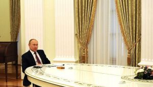 Zehirleme iddiaları sonrası Putin harekete geçti! Sekreterler, aşçılar, korumalar...