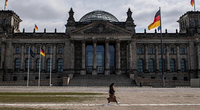 Almanya büyümesi yüzde 0,1’e revize edildi