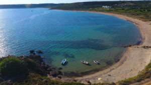 Bozcaada'ya geleceklere turizmcilerden uyarı