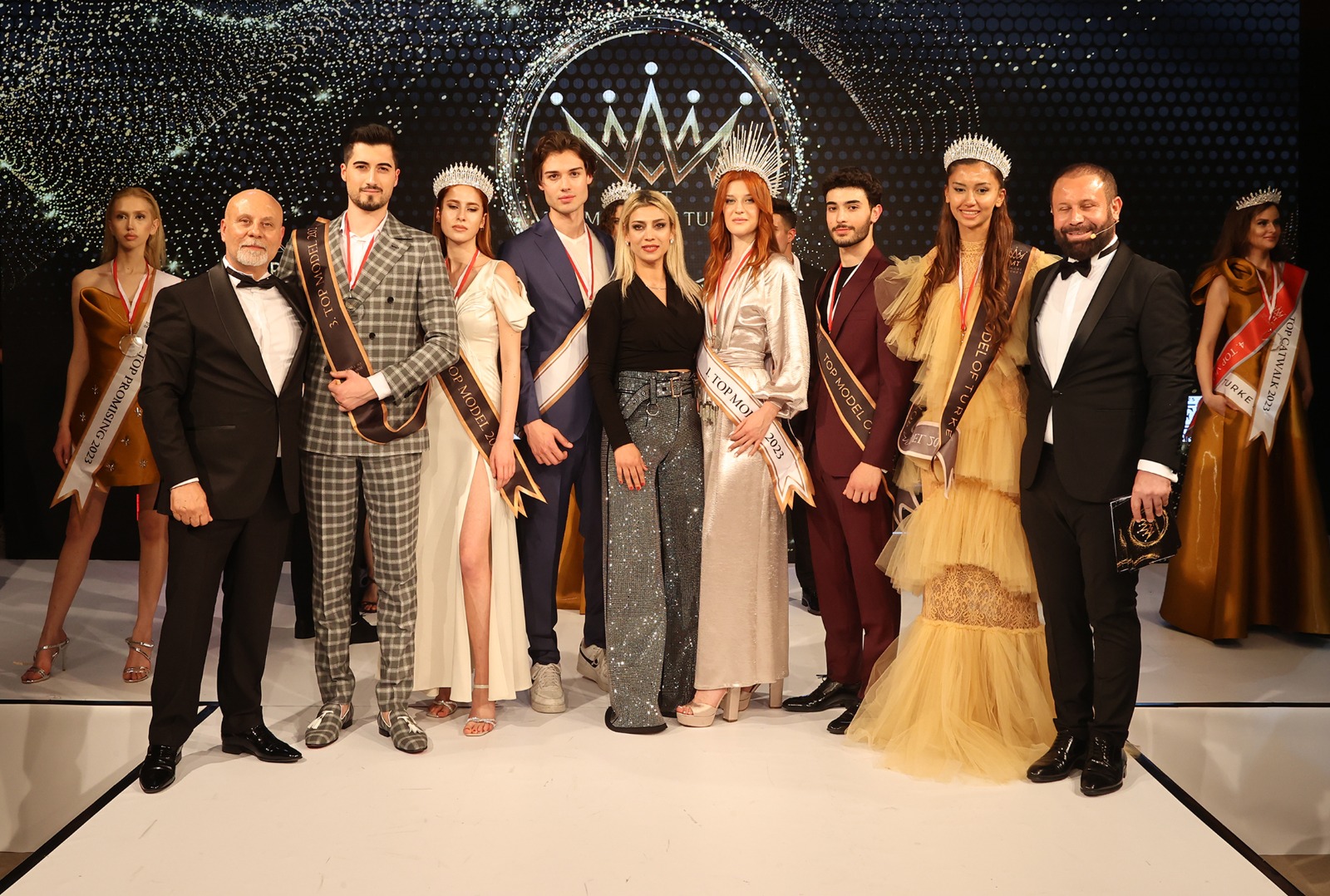 TÜRKİYE EN İYİ MODELLERİNİ SEÇTİ