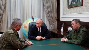 Rusya'da kritik zirve: Putin Ukrayna'daki son durum hakkında bilgi aldı