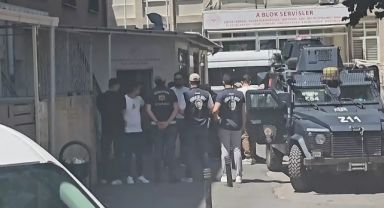 Leman dergisi soruşturmasında gözaltına alınan 4 şüpheli adliyeye sevk edildi